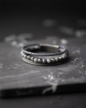 Preview: Dreifaches Armband mit 6 mm Larvikit-Stein und Nappaleder - Triple Grey